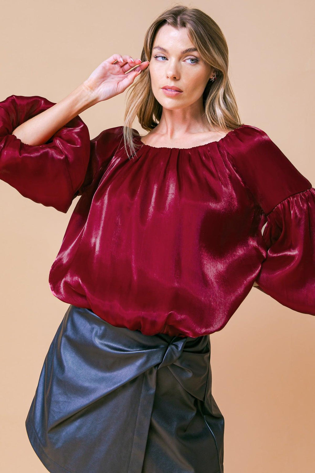SIMPLY FAVORED WOVEN TOP Flying Tomato