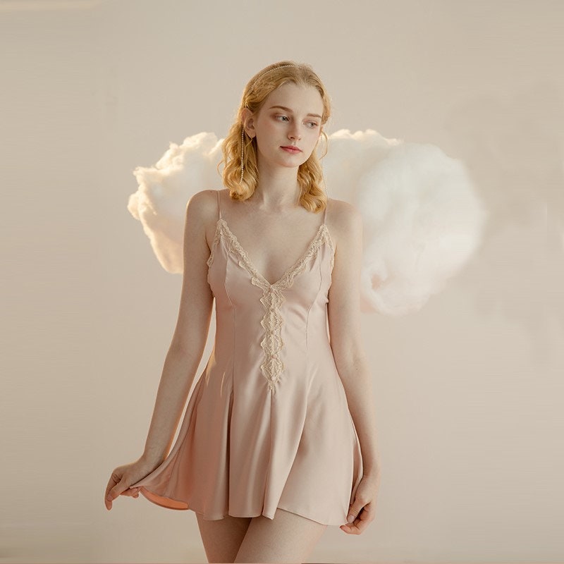 Lace Hem Silky Bridal Lingerie Set - 5 Colors, Sizes S to 5XL SelenaHuanStudio