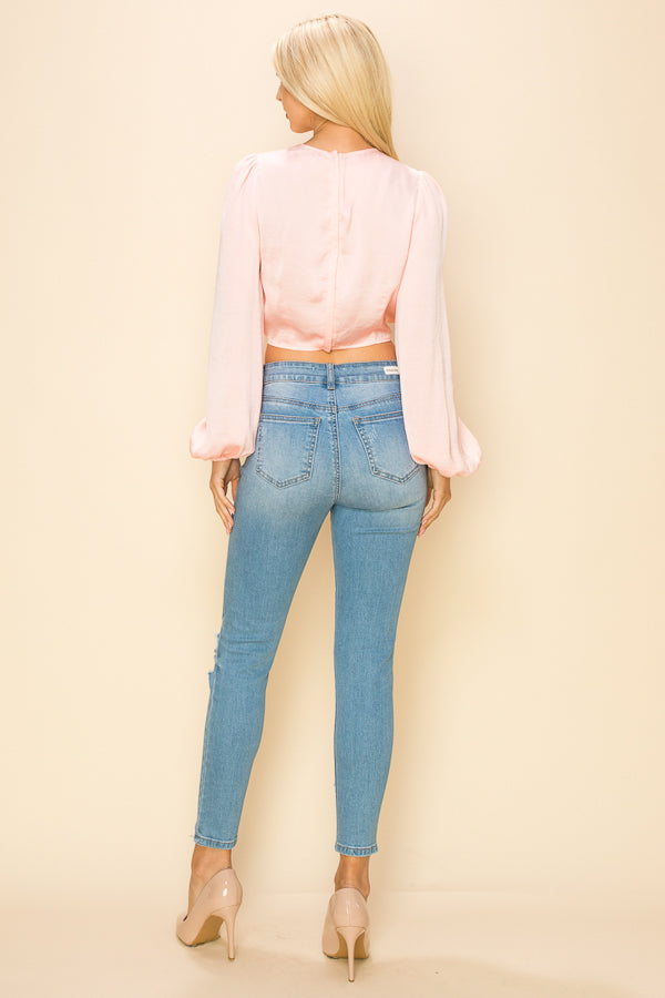 Long sleeve crop top with an open front design Bella Moda Latina