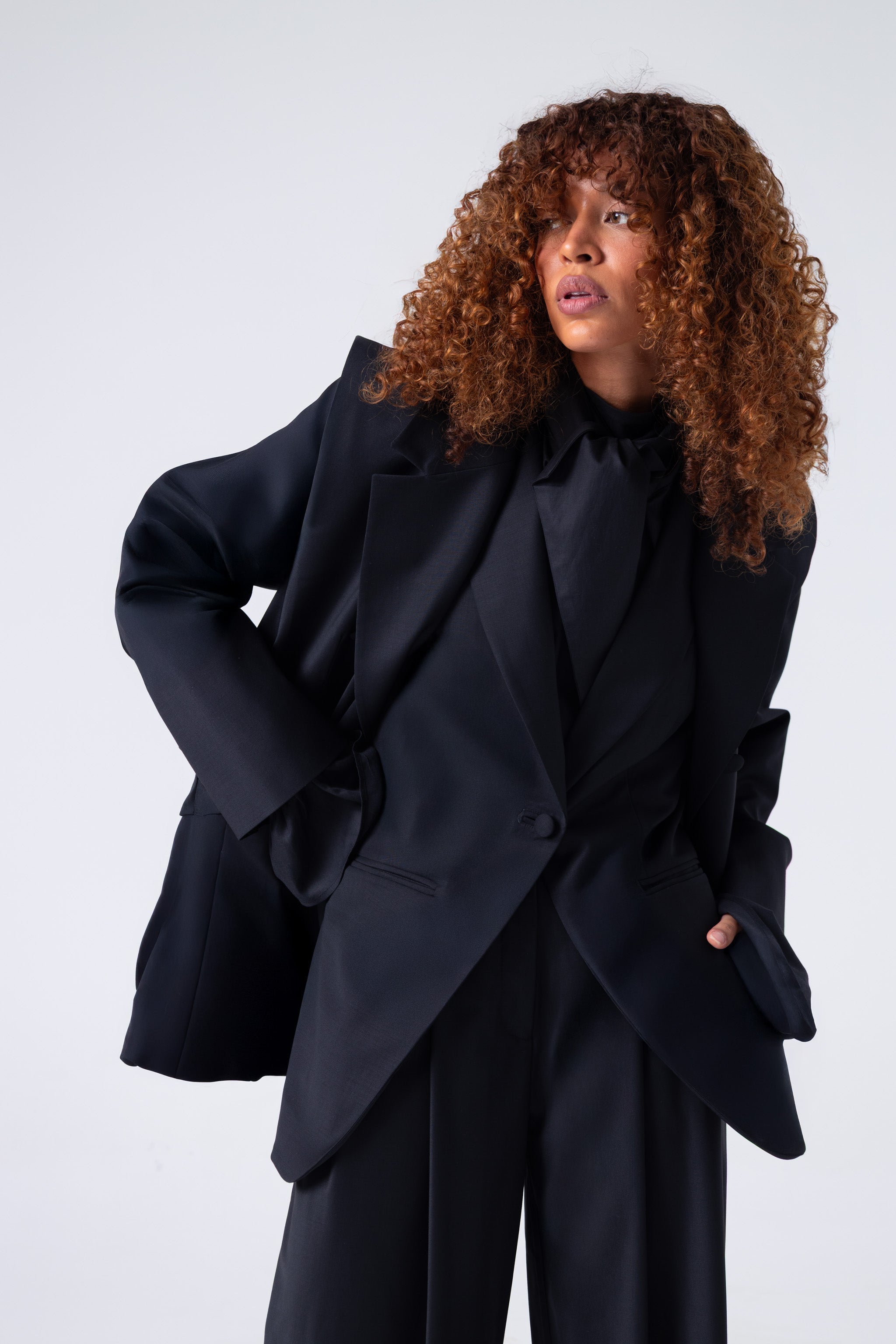 Broadway 3-Piece Liza Tailored Virgin Wool Suit in Deep Black