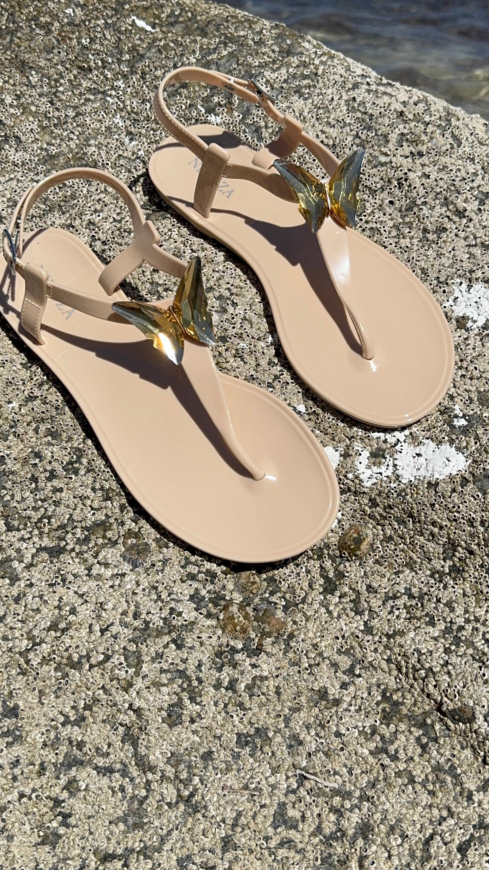 ALIANA Black Gel Beach Sandals