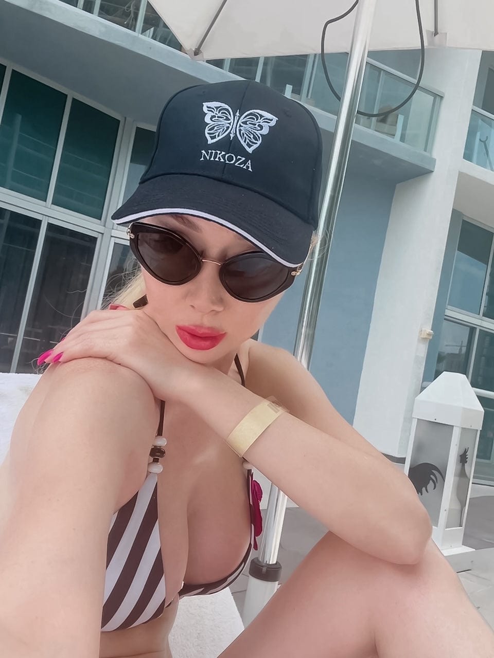 White Nikoza baseball hat NIKOZA