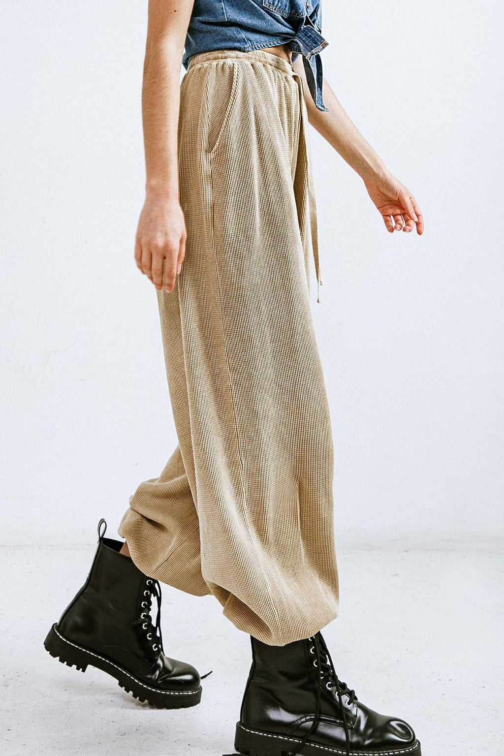 A CHILL MOMENT JOGGER PANTS Flying Tomato