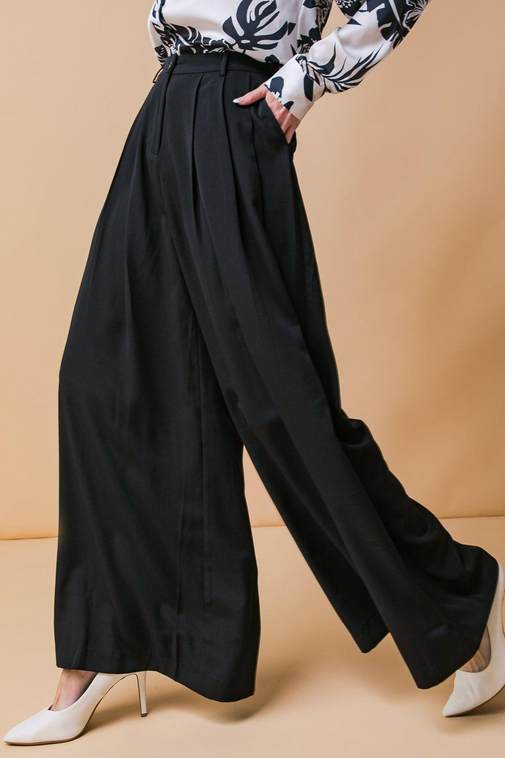 THROW IT BACK WOVEN PANTS Flying Tomato