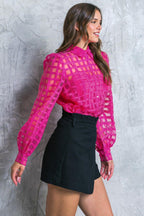 FLUTTERING ON WOVEN TOP Flying Tomato