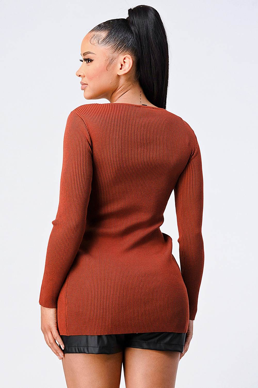 SWEATER KNIT RUCHED LONG SLEEVES TOP Bella Moda Latina