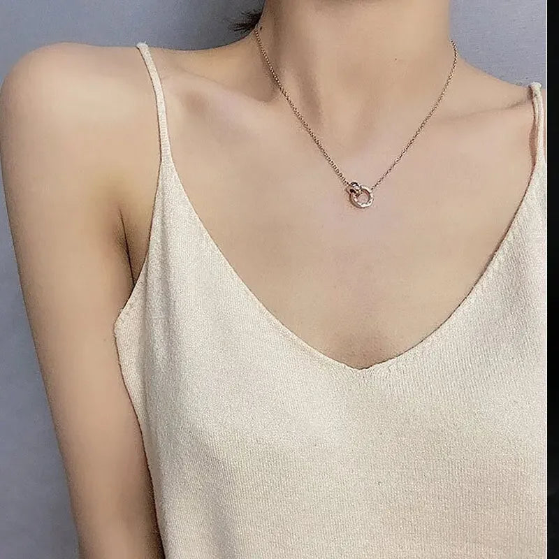 LUX DESIGN Pendant Necklace