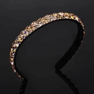 Elegant Pearl Headband With Teeth