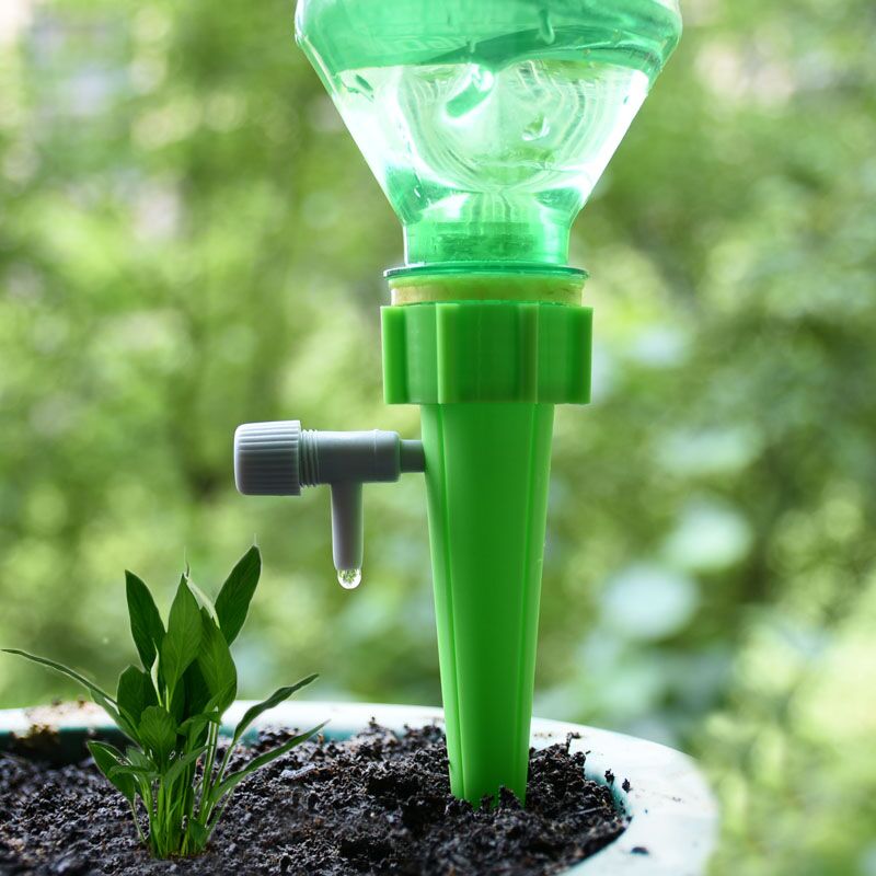 Drip Irrigation Automatic Plant Waterers System Adjustable drip water spikes taper plants pot watering for Coke bottles 1pcs