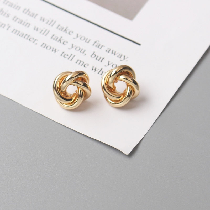 Tiny Metal Stud Earrings for Women Gold Color Twist Round Earrings Small Unusual Earrings boucles d'oreilles Fashion Jewelry