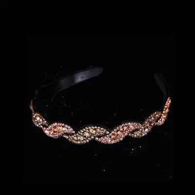 Elegant Pearl Headband With Teeth