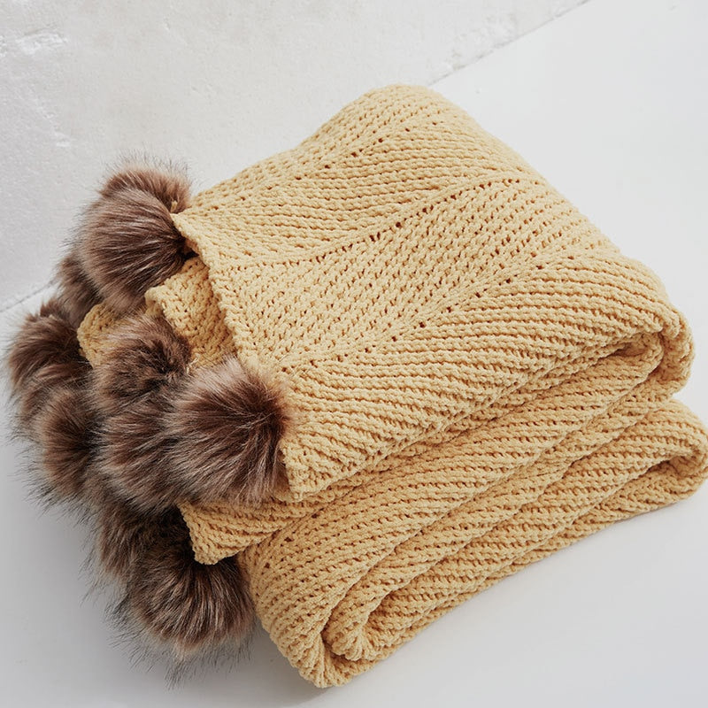 Chunky Knit Chenille Blanket With Pompoms