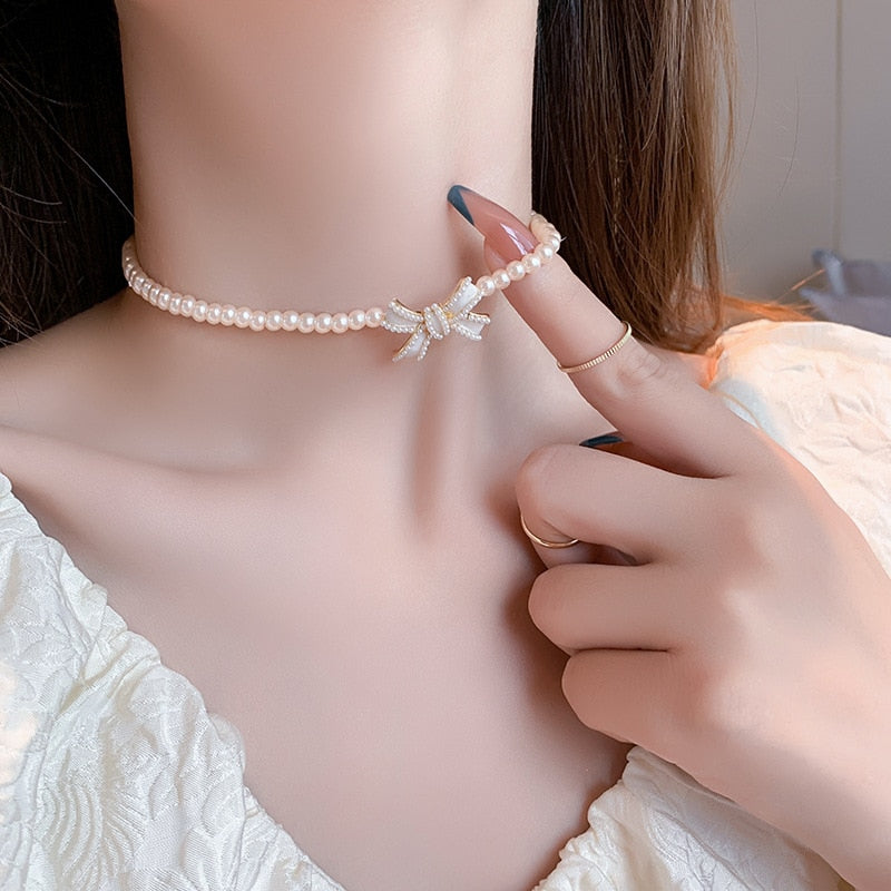 Lux Sassy Pearl Choker Necklace