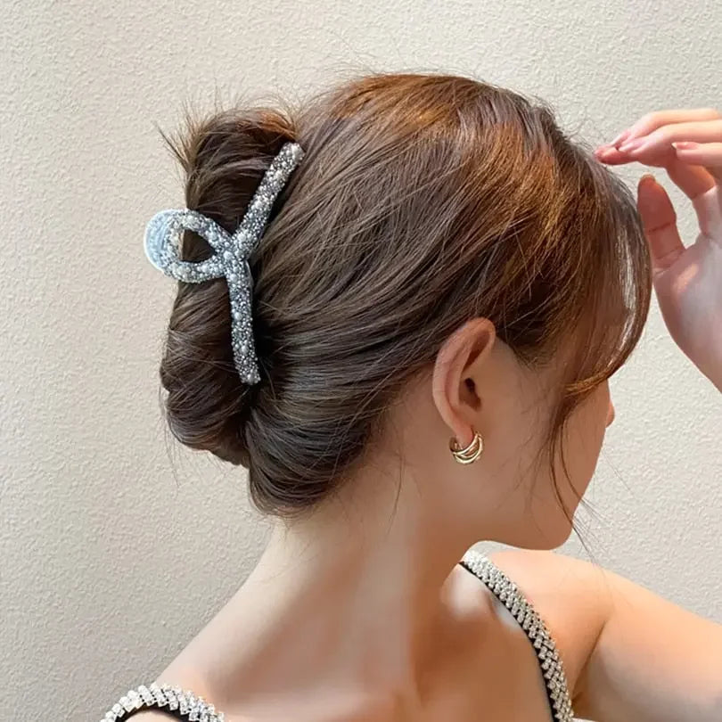 Giant Pearl Acrylic Hair Clip