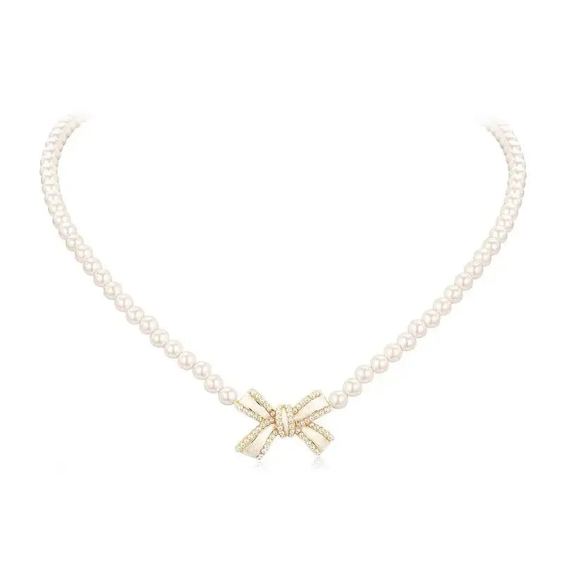 Lux Sassy Pearl Choker Necklace