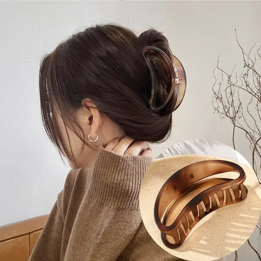 Giant Pearl Acrylic Hair Clip