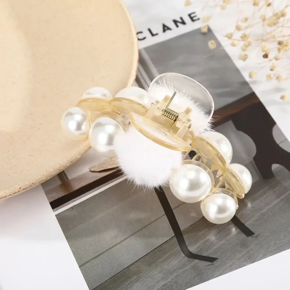 Giant Pearl Acrylic Hair Clip