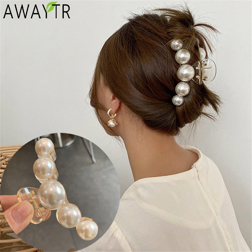 Giant Pearl Acrylic Hair Clip
