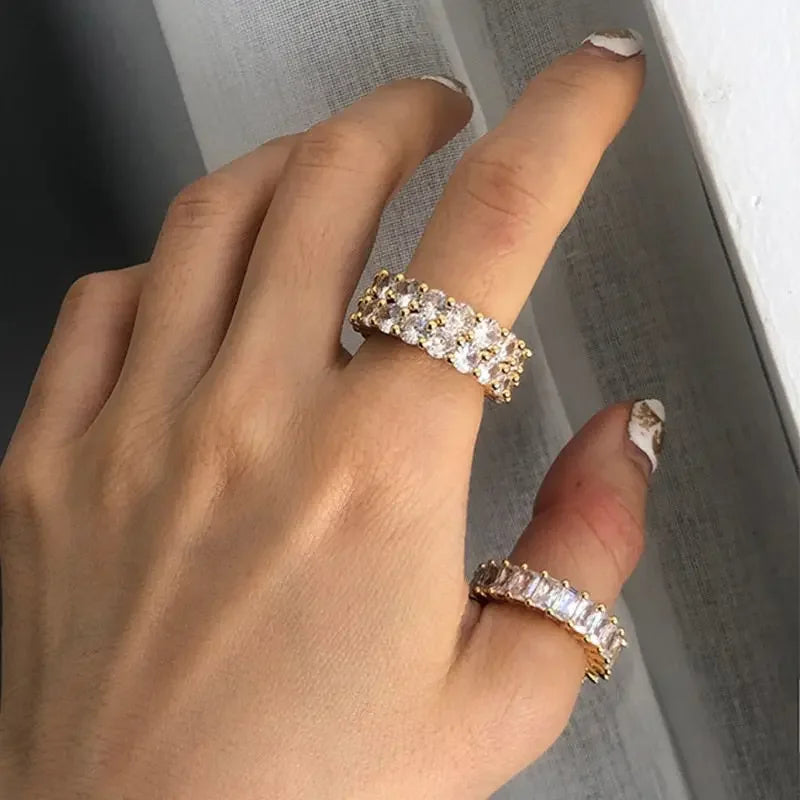 Dazzling Link Chain Ring