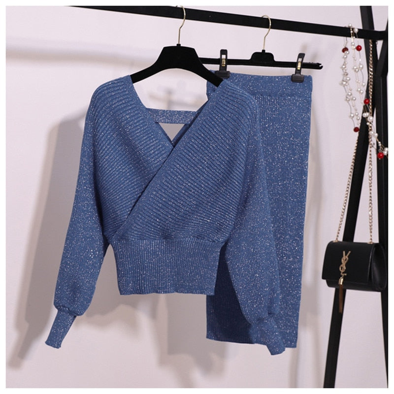 Warm Knitted V-neck Lantern Sleeve Pullover Sweater & Elastic Waist Skirt